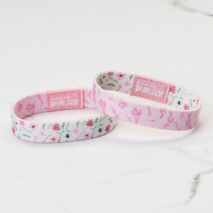 Tap To Pray® Wristband – Meadows - White