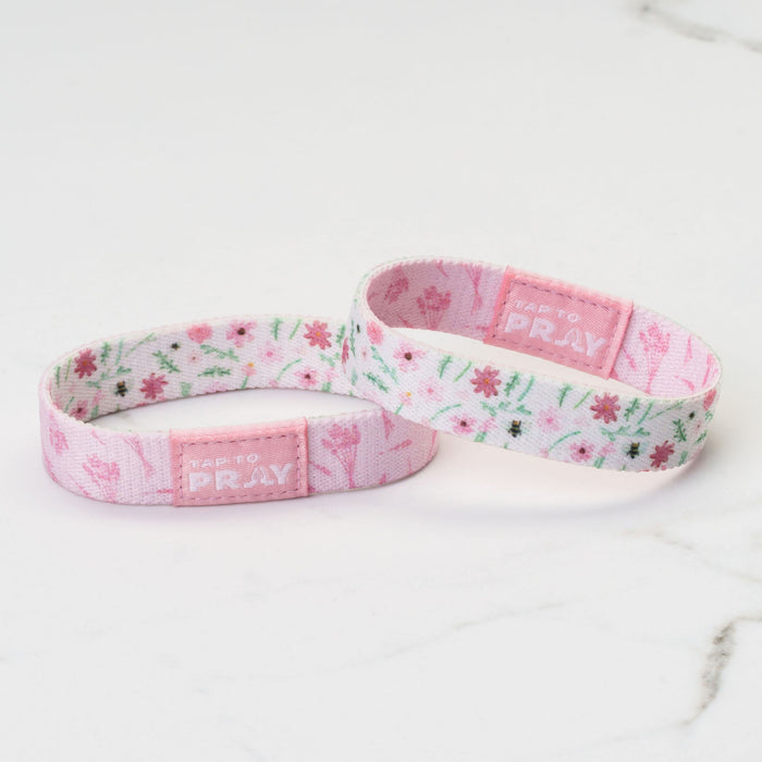 Tap To Pray® Wristband – Meadows - White