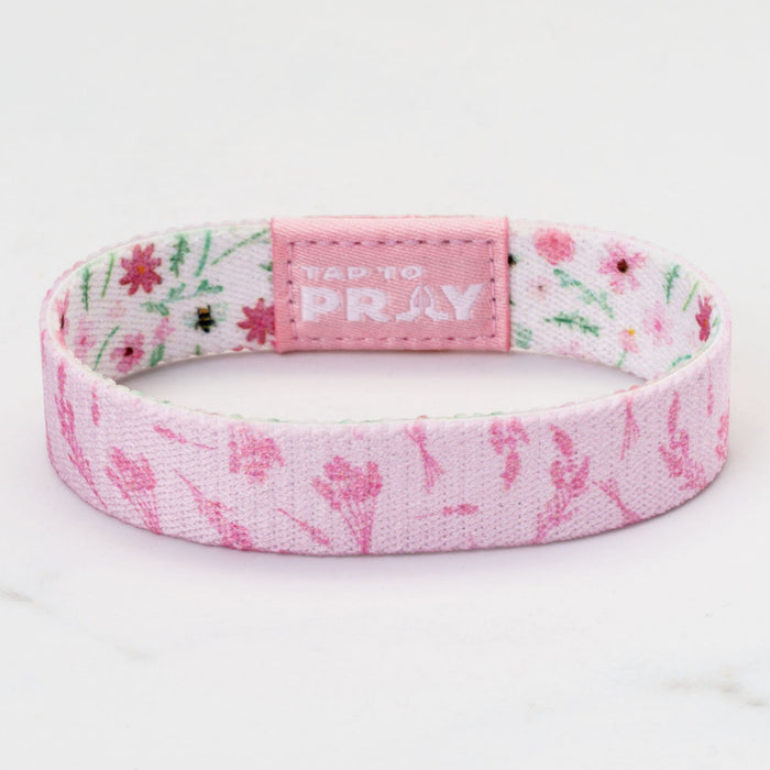 Tap To Pray® Wristband – Meadows - White
