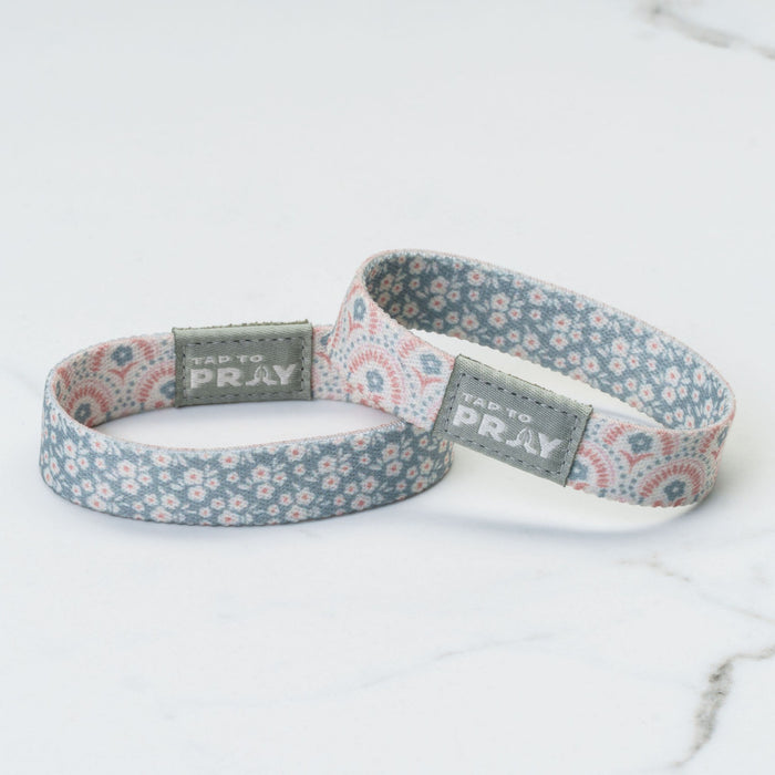 Tap To Pray® Wristband – Boho Bouquet