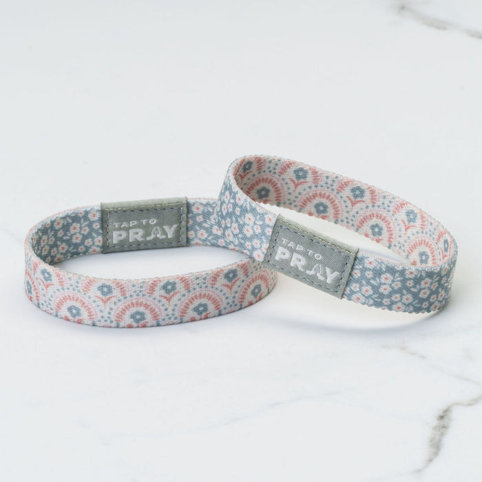 Tap To Pray® Wristband – Boho Bouquet
